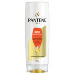 Dale a tu cabello una fuerza increíble de raíz a puntas con el Acondicionador Pantene Fuerza y Reconstrucción de 400ml. Formulado con el poder de la Pro-Vitamina y Óleo de Argán, repara y nutre profundamente, dejando un cabello visiblemente más sano y resistente al daño. Droguería Harwar