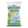 Ficha técnica para Nestogeno Fórmula Infantil Bolsa 135 gr Información del producto: Código de barras: 7506475113090 Nombre del producto: Nestogeno Fórmula Infantil Bolsa 135 gr Descripción larga optimizada para SEO: Nestogeno Fórmula Infantil Bolsa 135 gr es una fórmula infantil completa y equilibrada para bebés de 0 a 12 meses. Contiene todos los nutrientes esenciales que tu bebé necesita para un crecimiento y desarrollo saludable, incluyendo proteínas, vitaminas, minerales y prebióticos. Además, su fórmula con hierro ayuda a prevenir la anemia. Beneficios: Nutrición completa y equilibrada: Contiene todos los nutrientes esenciales para el crecimiento y desarrollo saludable del bebé. Prebióticos: Favorecen el desarrollo de la flora intestinal y la salud digestiva. Hierro: Ayuda a prevenir la anemia. Fácil de preparar: Solo se necesita agregar agua tibia. Sabor agradable: A los bebés les encanta su sabor. Modo de uso: Lávese bien las manos antes de preparar la fórmula. Esterilice todos los biberones y utensilios que utilizará. Consulte la tabla de alimentación en la bolsa para conocer la cantidad correcta de agua y polvo para la edad de su bebé. Mida el agua tibia (no caliente) en el biberón esterilizado. Agregue el polvo utilizando la cuchara medidora que viene en la bolsa, nivelando la medida con el dorso de un cuchillo limpio. Cierre el biberón y agite vigorosamente hasta que el polvo se disuelva completamente. Compruebe la temperatura de la fórmula en la muñeca antes de alimentar al bebé. Ingredientes: Leche descremada Suero de leche desmineralizado Lactosa Maltodextrina Aceites vegetales (girasol, palma, coco) Minerales (fosfato tricálcico, citrato de potasio, fosfato dicálcico, cloruro de magnesio, sulfato ferroso, sulfato de zinc, yoduro de potasio, selenito de sodio) Vitaminas (C, A, E, B3, B1, B6, B12, ácido fólico) Prebióticos Taurina L-Carnitina Nucleótidos Inositol Colina Presentación: Bolsa de 135 gr