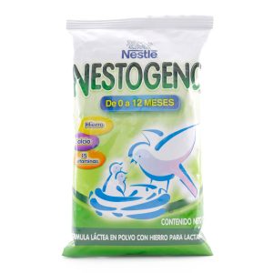 Ficha técnica para Nestogeno Fórmula Infantil Bolsa 135 gr Información del producto: Código de barras: 7506475113090 Nombre del producto: Nestogeno Fórmula Infantil Bolsa 135 gr Descripción larga optimizada para SEO: Nestogeno Fórmula Infantil Bolsa 135 gr es una fórmula infantil completa y equilibrada para bebés de 0 a 12 meses. Contiene todos los nutrientes esenciales que tu bebé necesita para un crecimiento y desarrollo saludable, incluyendo proteínas, vitaminas, minerales y prebióticos. Además, su fórmula con hierro ayuda a prevenir la anemia. Beneficios: Nutrición completa y equilibrada: Contiene todos los nutrientes esenciales para el crecimiento y desarrollo saludable del bebé. Prebióticos: Favorecen el desarrollo de la flora intestinal y la salud digestiva. Hierro: Ayuda a prevenir la anemia. Fácil de preparar: Solo se necesita agregar agua tibia. Sabor agradable: A los bebés les encanta su sabor. Modo de uso: Lávese bien las manos antes de preparar la fórmula. Esterilice todos los biberones y utensilios que utilizará. Consulte la tabla de alimentación en la bolsa para conocer la cantidad correcta de agua y polvo para la edad de su bebé. Mida el agua tibia (no caliente) en el biberón esterilizado. Agregue el polvo utilizando la cuchara medidora que viene en la bolsa, nivelando la medida con el dorso de un cuchillo limpio. Cierre el biberón y agite vigorosamente hasta que el polvo se disuelva completamente. Compruebe la temperatura de la fórmula en la muñeca antes de alimentar al bebé. Ingredientes: Leche descremada Suero de leche desmineralizado Lactosa Maltodextrina Aceites vegetales (girasol, palma, coco) Minerales (fosfato tricálcico, citrato de potasio, fosfato dicálcico, cloruro de magnesio, sulfato ferroso, sulfato de zinc, yoduro de potasio, selenito de sodio) Vitaminas (C, A, E, B3, B1, B6, B12, ácido fólico) Prebióticos Taurina L-Carnitina Nucleótidos Inositol Colina Presentación: Bolsa de 135 gr